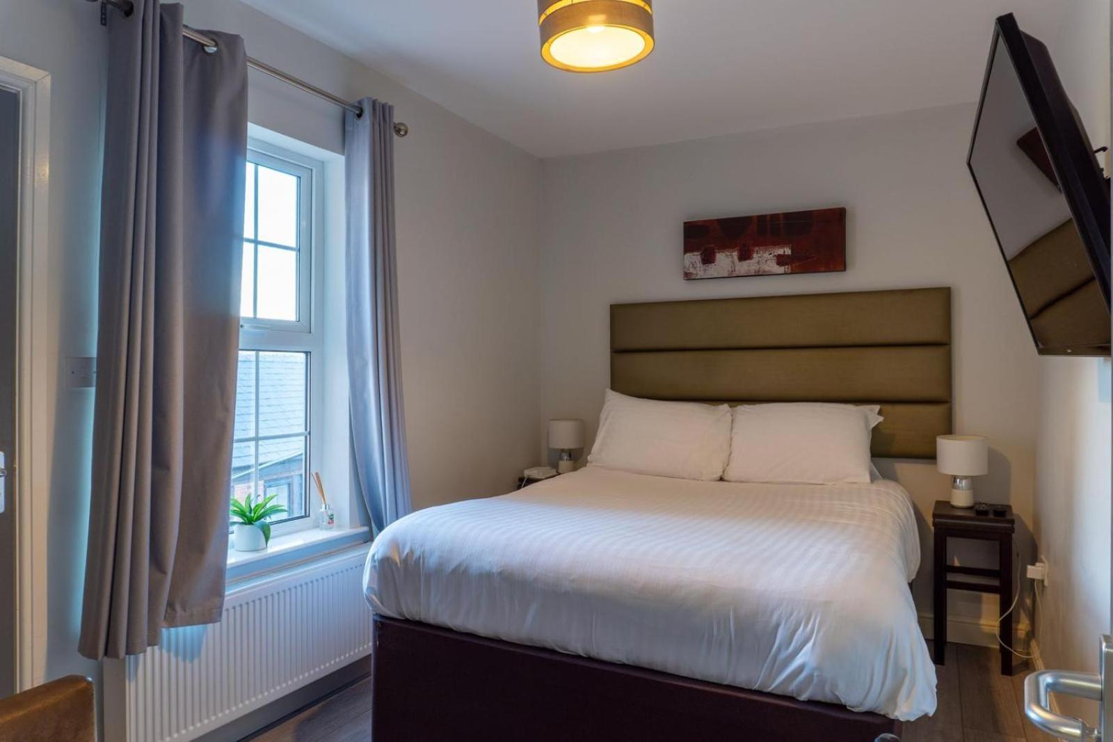 The Fordham Inn Sharnbrook Extérieur photo